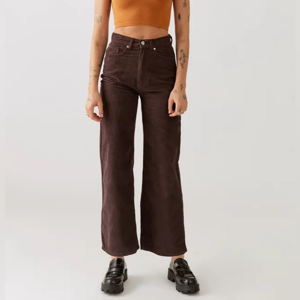 BDG Urban Outfitters High and Wide Corduroy Pant brown 27